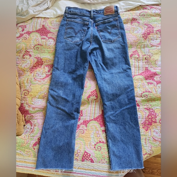 Levis Wedgie Jeans - Picture 2 of 7